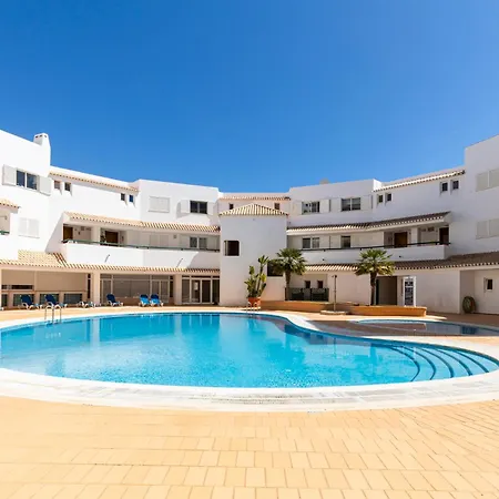 Apartment Estrelicia Direct Access Porches (Algarve)